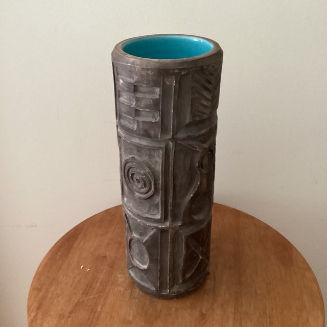 Rare Mid Century Modern Art Pottery Numbered Cylindrical Vase W/Hand Carved Geometric Disign by R. M. Italy For Sale - Image 10 of 12