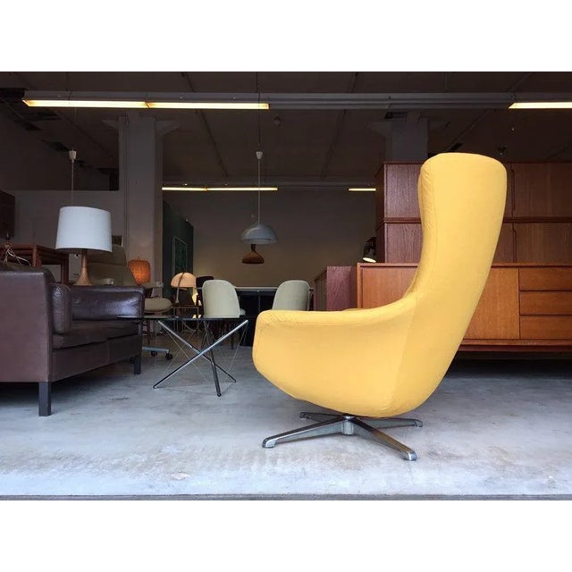 Metal Danish Egg Chair, 1960s For Sale - Image 7 of 11