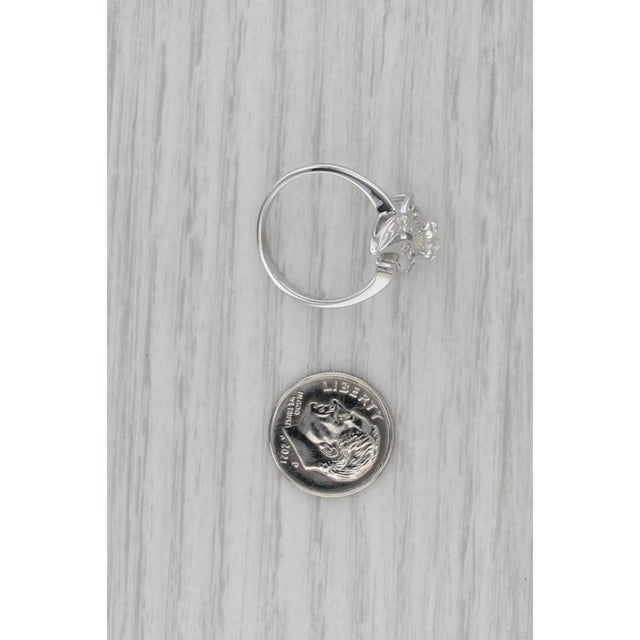 Vintage 0.76tcw Diamond Flower Ring 14k White Gold Size 7.75 Engagement For Sale In Greensboro - Image 6 of 9