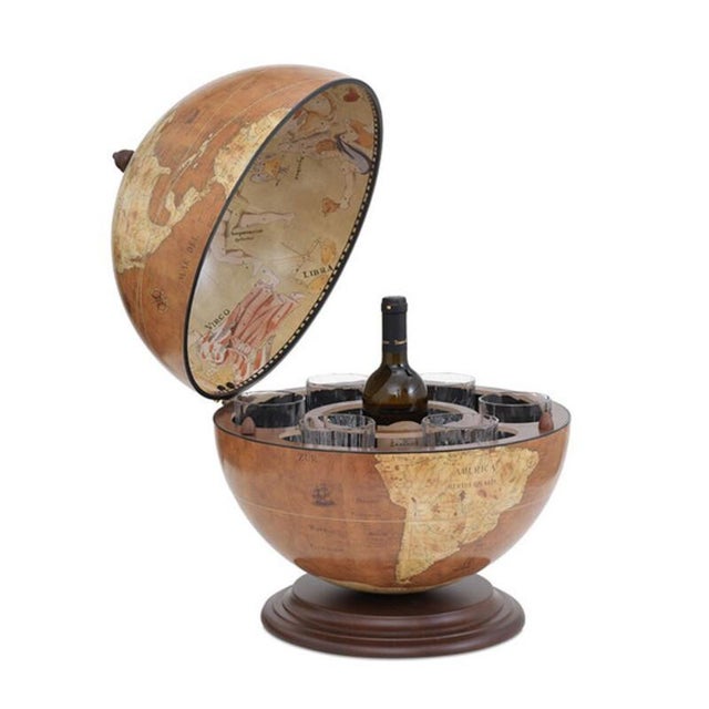 Designed to be used as a tabletop mini-bar, Giove was specifically conceived for those with limited space and is ideal for...