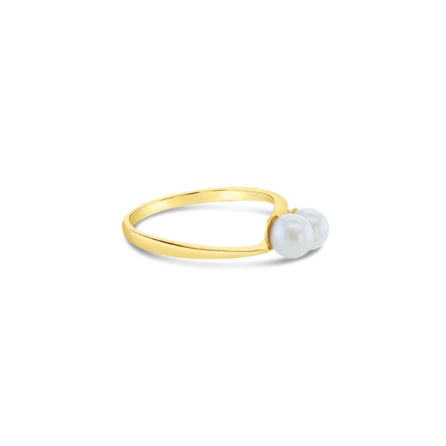 Contemporary 5MM Cultured Pearl Cluster Ring 14k Yellow Gold, Size 6.5 For Sale - Image 3 of 5