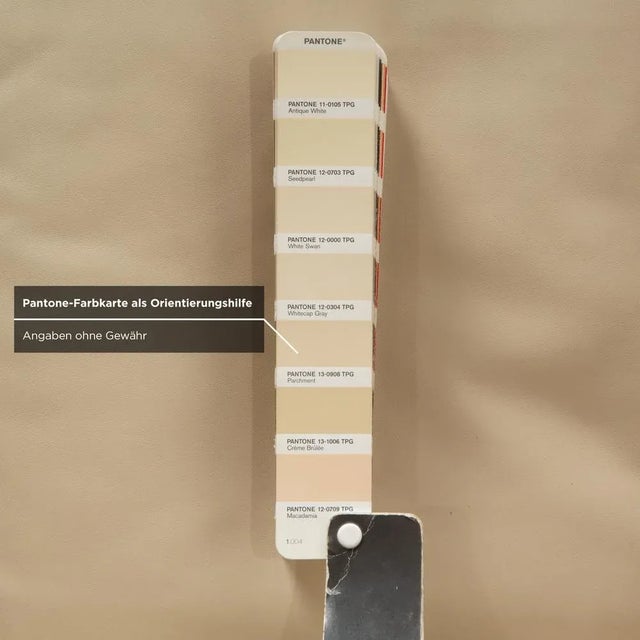 Cream LC 2 2-Seater Eggshell White Sofa in Cream Leather by Le Corbusier for Cassina For Sale - Image 8 of 13