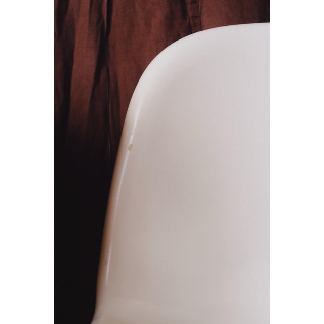 Cream Late 20th Century Panton Style Molded Plastic Chair For Sale - Image 8 of 13