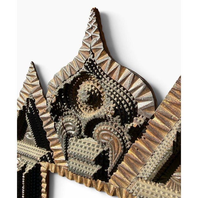 Black & Gilt Gothic Revival Tramp Art Frame With Masonic Eyes, C. 1880–1900 For Sale - Image 4 of 13