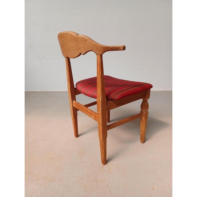 Light Yellow Original Brutalist Viking Dining Chairs in Oak by Henning Kjærnulf for EG, 1970s, Set of 8 For Sale - Image 8 of 12