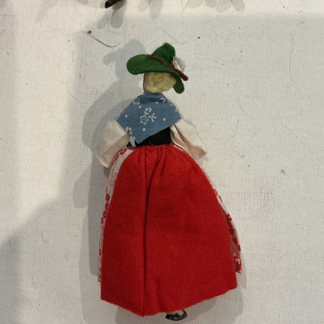 1940's Baps Dolls Bavarian Family Figures in Traditional Dress For Sale - Image 4 of 8