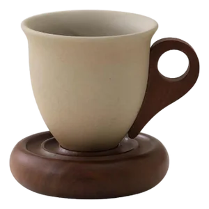 Handcrafted Coffee Cups That Blend Natural Materials With Vintage Aesthetics