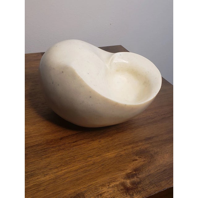 Plastic Vintage 80's Modernist Design Decorative Biomorphic Nautilus Bowl. Signed For Sale - Image 7 of 12