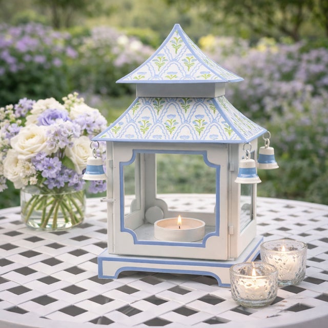 Chinoiserie White & Blue Tulip Pagoda Lantern, Medium For Sale - Image 3 of 4