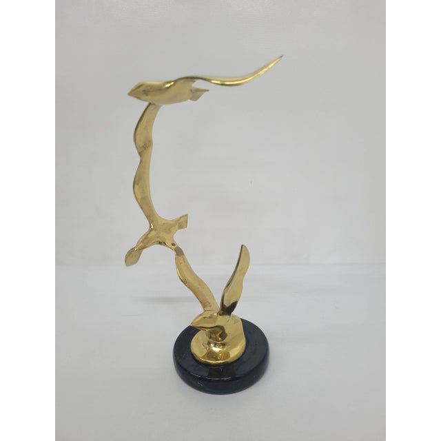 Mid Century Modern Seagull Brass Sculpture Statue Table Top Art black Marble Base Ocean Beach Decor In good condition,...