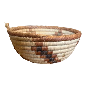 1970s Vintage Decorative Natural Fiber Basket