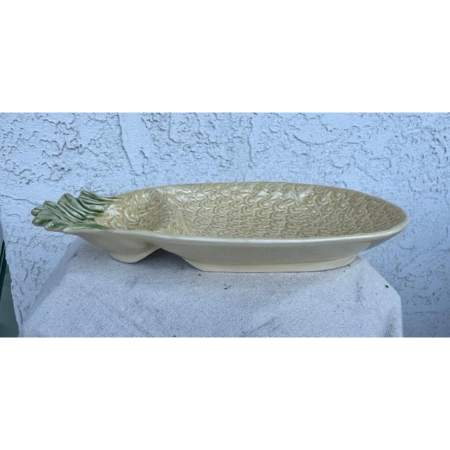 Sur La Table Ceramic Pineapple Platter. Super cute for those family get togethers or outdoor bbq's. Great for veggies and...