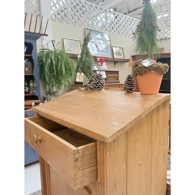 Mid 19th Century Antique English Pine Cabinet For Sale - Image 5 of 9