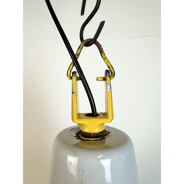 1960s Industrial Grey Enamel Factory Pendant Lamp from Philips, 1960s For Sale - Image 5 of 16