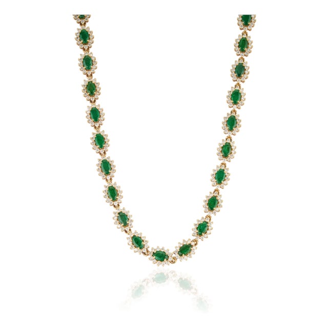 Vintage 14k Yellow Gold Tennis Necklace With 9.88ct Emeralds and 5.24ct Diamonds For Sale