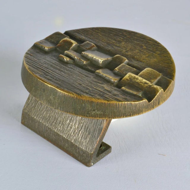 Bronze Round Push and Pull Door Handles with Geometric Relief, Set of 2 For Sale - Image 6 of 13