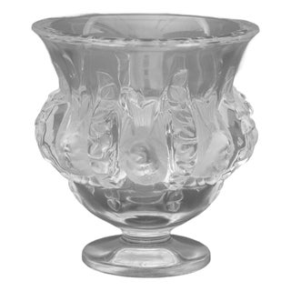 Lalique Crystal "Dampierre" Vase For Sale