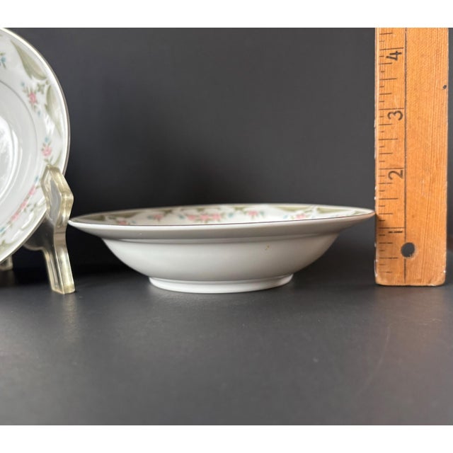 Vintage Dessert Fruit Bowls by Wyndham China - Lizbeth 341 Pattern - Pink Roses. 5" For Sale - Image 4 of 6