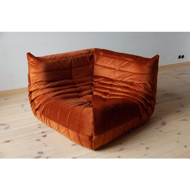 1970s Amber Togo Velvet Corner Chair, Two and Three Seater Sofas by Michel Ducaroy for Ligne Roset, 1979, Set of 3 For Sale - Image 5 of 12