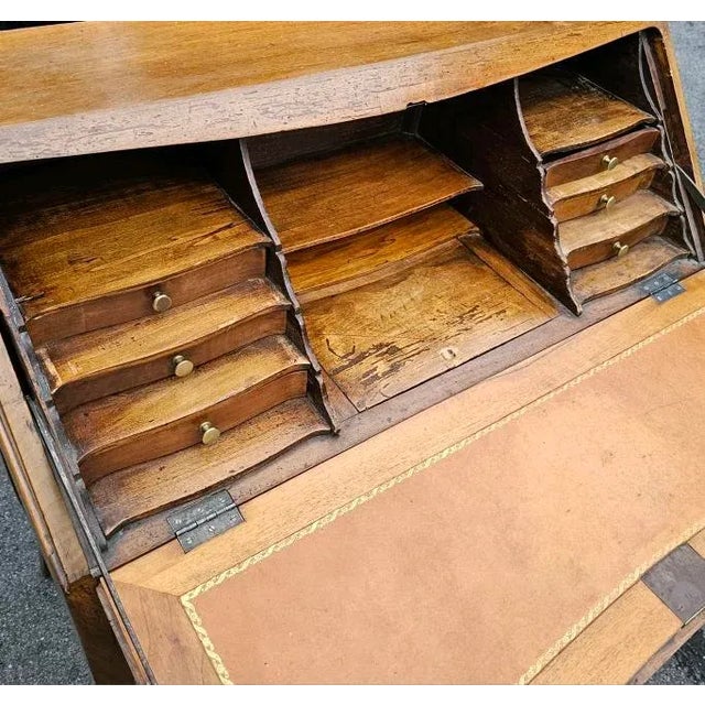 Wood Antique 18th Century Louis XV Yellow Birch Desk "Bureau De Pente" For Sale - Image 7 of 18