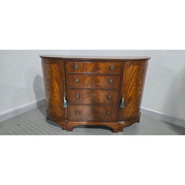 1920s Small Mahogany Bowed Sideboard, 1920 For Sale - Image 5 of 13