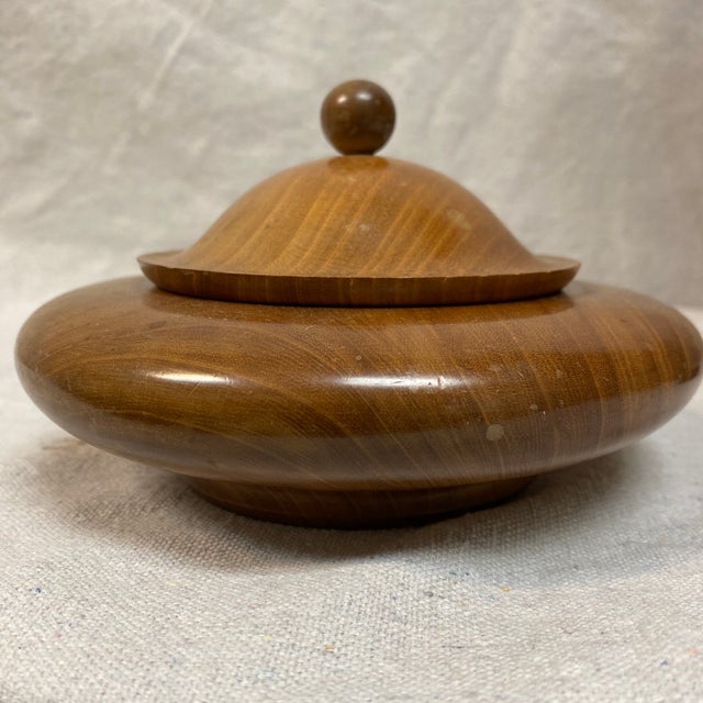 1970s Myrtlewood Lidded Trinket Turned Hand Made Bowl For Sale - Image 5 of 10