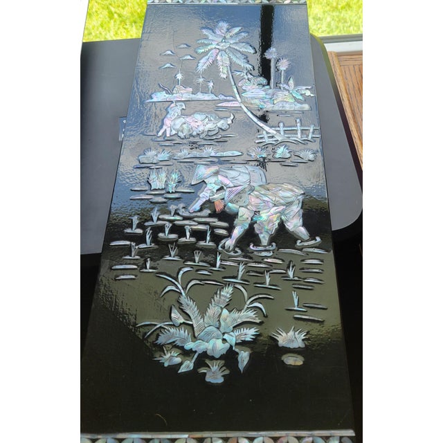 VTG Rare Set of 4 Panels Vietnamese Mother of Pearl Inlay Lacquer Fishing Hunting Plaques Farm Life MCM Sơn Mài For Sale - Image 12 of 18