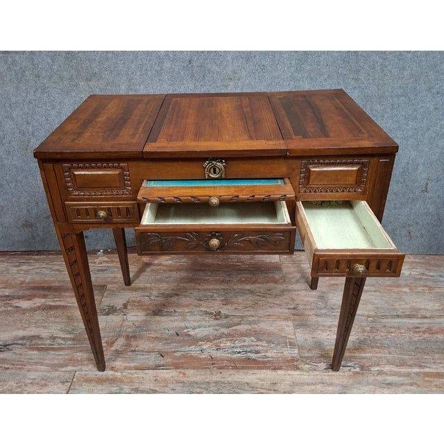 Louis XVI Walnut Dressing Table For Sale - Image 6 of 11