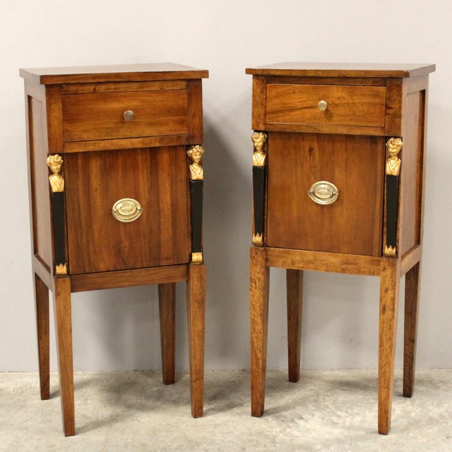 Italian Directoire Bedside Tables in Walnut, 1790s, Set of 2 For Sale - Image 14 of 14