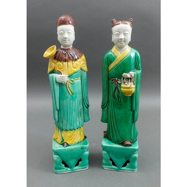 Pair of Old Chinese Sancai Glazed Porcelain Attendant Statue Figures on Plinths For Sale - Image 10 of 10