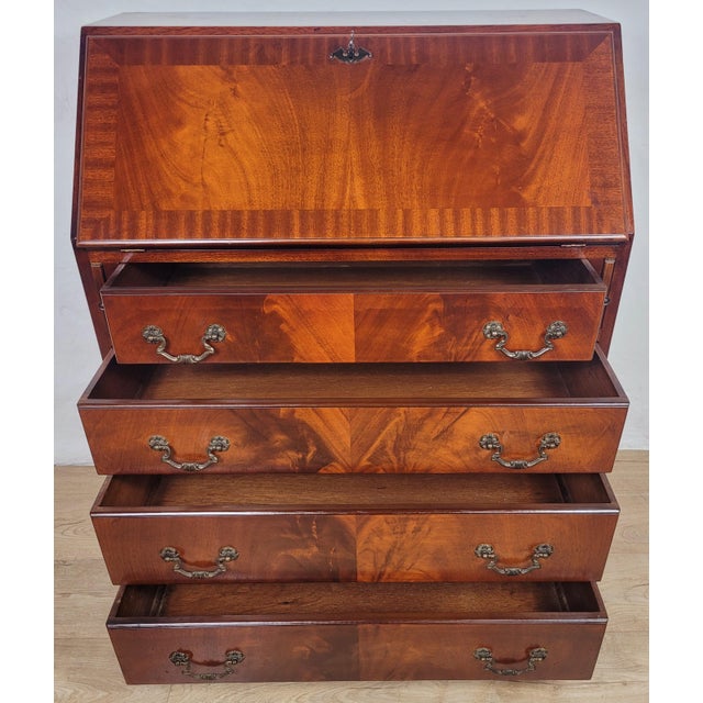 1960s Vintage Desk in Mahogany, 1960 For Sale - Image 5 of 18