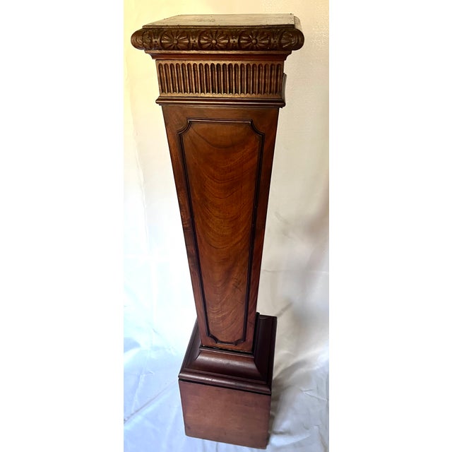 Antique Early 1800s Georgian Style Carved Mahogany Tapered Pedestal Stand For Sale - Image 11 of 18