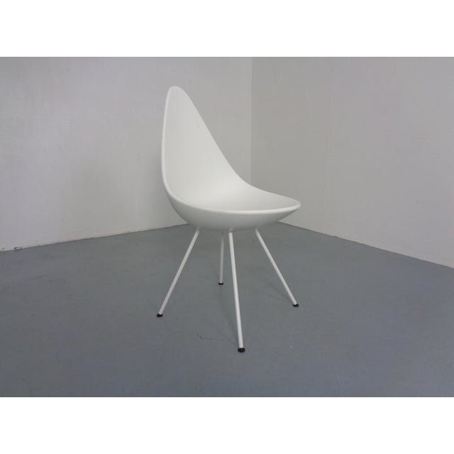 Early 21st Century 3110 Drop Chair by Arne Jacobsen for Fritz Hansen, 2018 For Sale - Image 5 of 15
