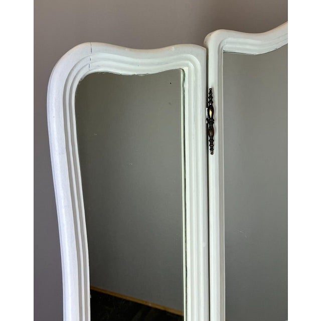 French Louis XVI Style Carved Dressing Table For Sale - Image 6 of 18