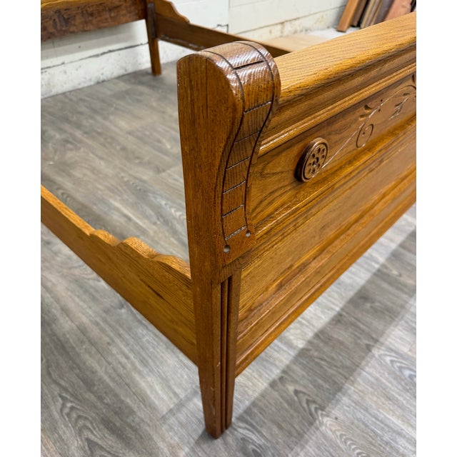 Early 20th Century Antique Full Size Victorian Eastlake Carved Oak High Back Bed For Sale - Image 5 of 16