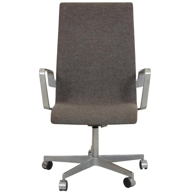 Oxford Office Chair in Grey Hallingdal Fabric by Arne Jacobsen, 2000s For Sale - Image 17 of 17