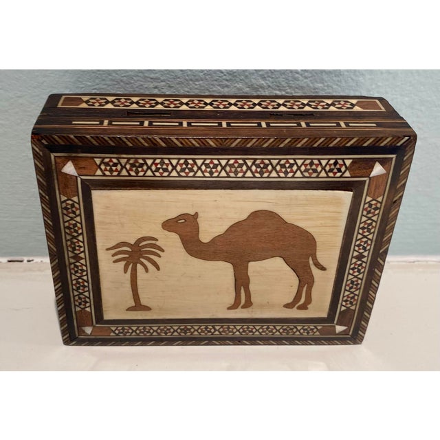 Vintage Marquetry Box With Mother-of Pearl Camel and Palm Tree For Sale In Tampa - Image 6 of 8
