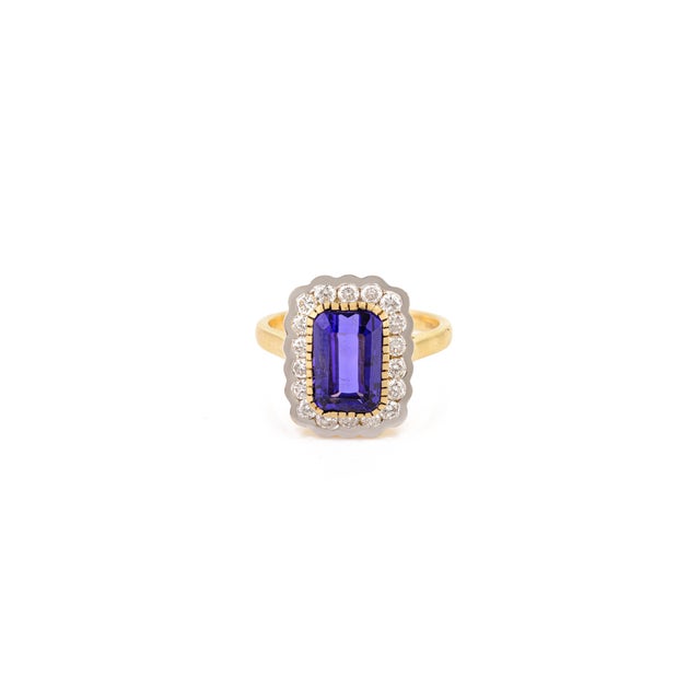 Contemporary Art Deco Style 2.36 Carat Tanzanite and Diamond Cluster Ring Size 9.5 For Sale - Image 4 of 8