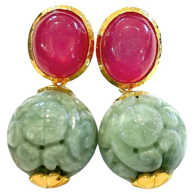 Bochic "Orient" Red Ruby & Carved Vintage Mint Jade Earrings 18K Gold & Silver For Sale - Image 15 of 18
