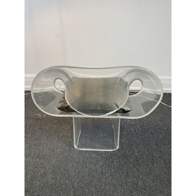 Robert Van Horn Lucite Ribbon Lounge Chair For Sale In Philadelphia - Image 6 of 9