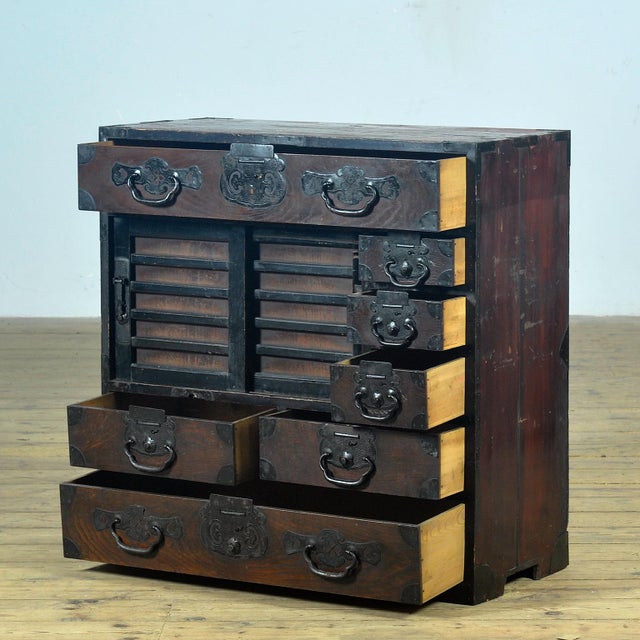 Japanese Tansu Chest of Drawers, 1890 For Sale - Image 6 of 17