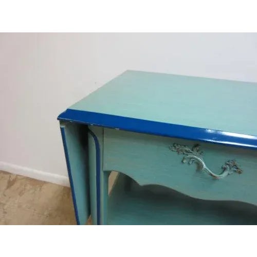 1970s Vintage French Regency Paint Decorated Drop Leaf Tea Cart Server Bar For Sale - Image 5 of 12