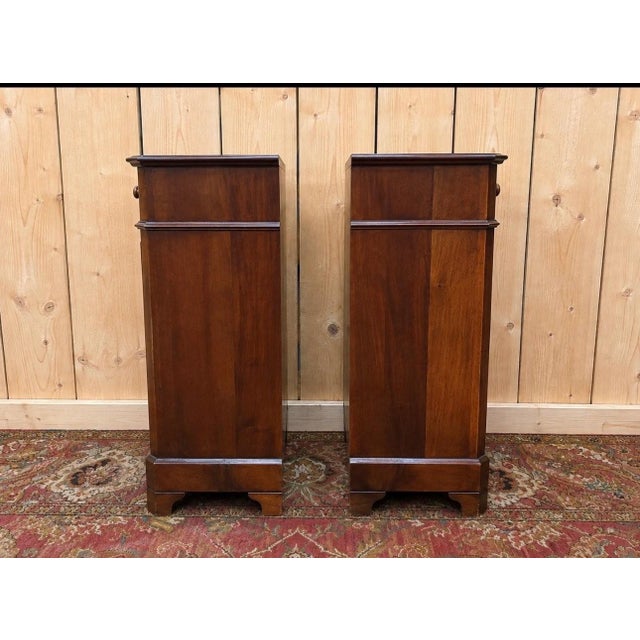 Louis-Philippe Bedside Tables in Walnut and Walnut Burl, Set of 2 For Sale - Image 3 of 5