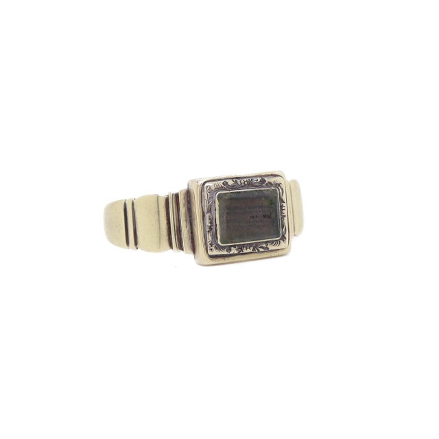 Early 19th Century Antique Georgian 14k Gold Mourning Ring With Braided Hair, Size 8 For Sale - Image 5 of 13