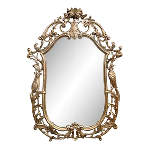 1900s English George II Style Cartouche-Shaped Giltwood Mirror With Ho Ho Birds