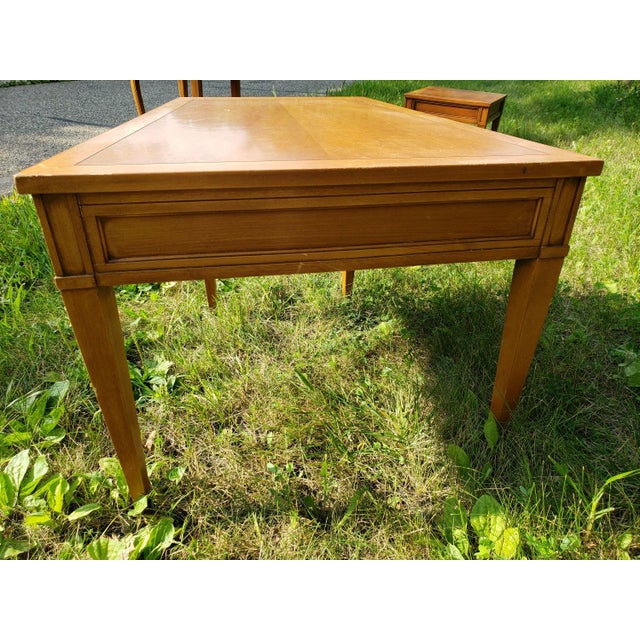 Late 19th Century Hekman Furniture Mid-Century Modern Wedge Wood Side Table With Single Drawer For Sale - Image 9 of 11