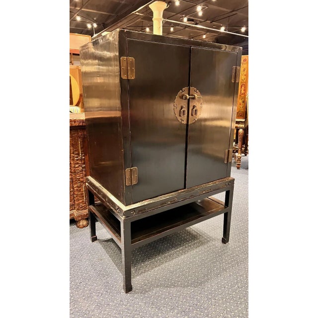 1990s Altfield Hong Kong Chinese Black Lacquer Wedding Cabinet on Stand For Sale - Image 4 of 15