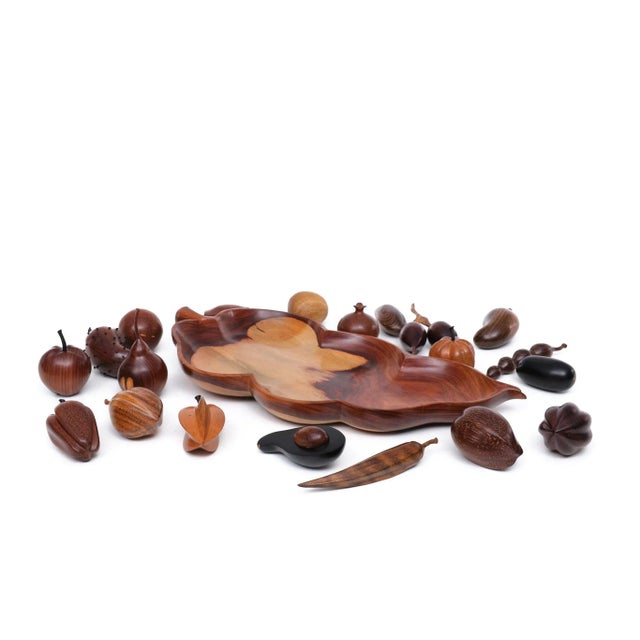 Hand-Carved Wooden Tropical Fruit Basket, 1985, Set of 21 For Sale - Image 10 of 12