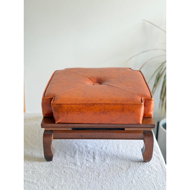1960s Ricardo Lynn Mid-Century Modern Leather Ottoman Stool With Carved Wood Base For Sale - Image 10 of 11