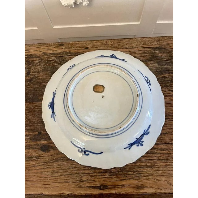 Japanese Hand Painted Imari Plates, 1900s, Set of 2 For Sale - Image 11 of 12